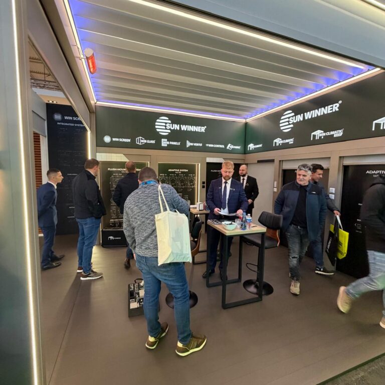 SUN WINNER TARGI - Producent pergoli lamelowych i rolet screen ZIP - Luty 2026 - Polyclose, Belgia